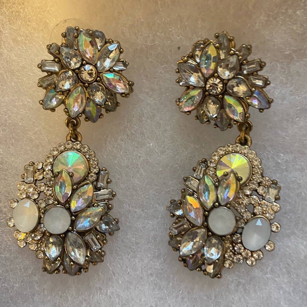 Elegant Crystal Drop Earrings